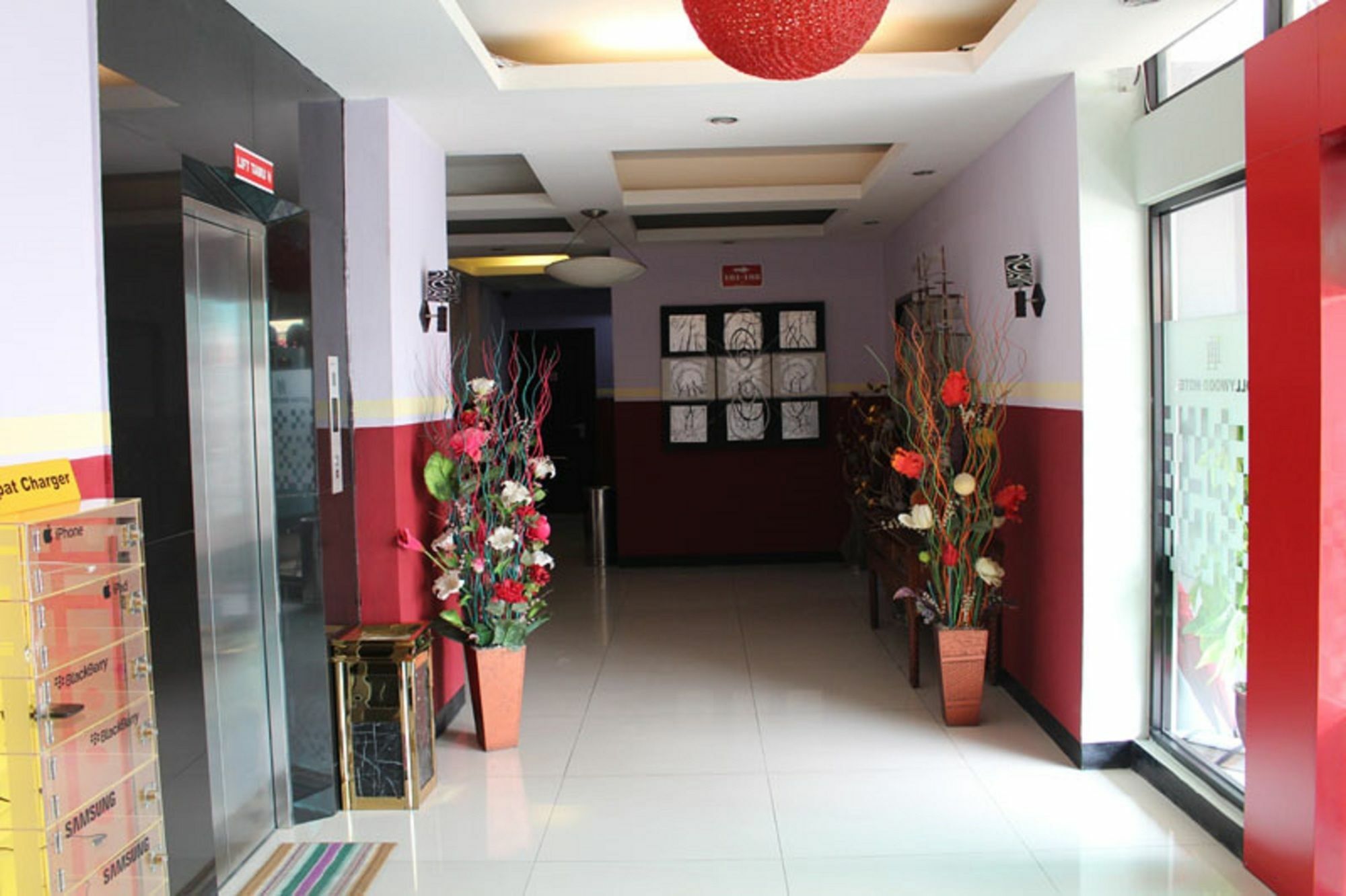 Hollywood Hotel Jacarta Exterior foto
